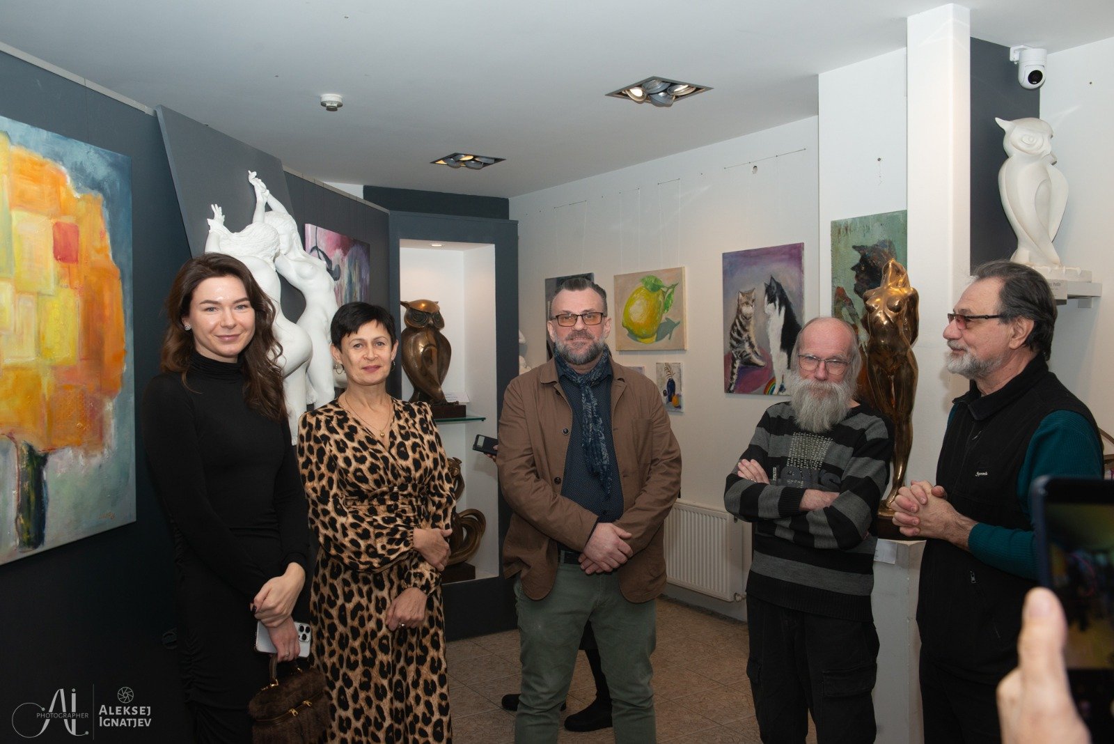 Ausstellung des Studios „Paint & Progress“ in der T-Art Galerie