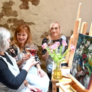 Gleznošanas Meistarklase Vecrīgā ar Latvijas vīna, un uzkodu degustāciju